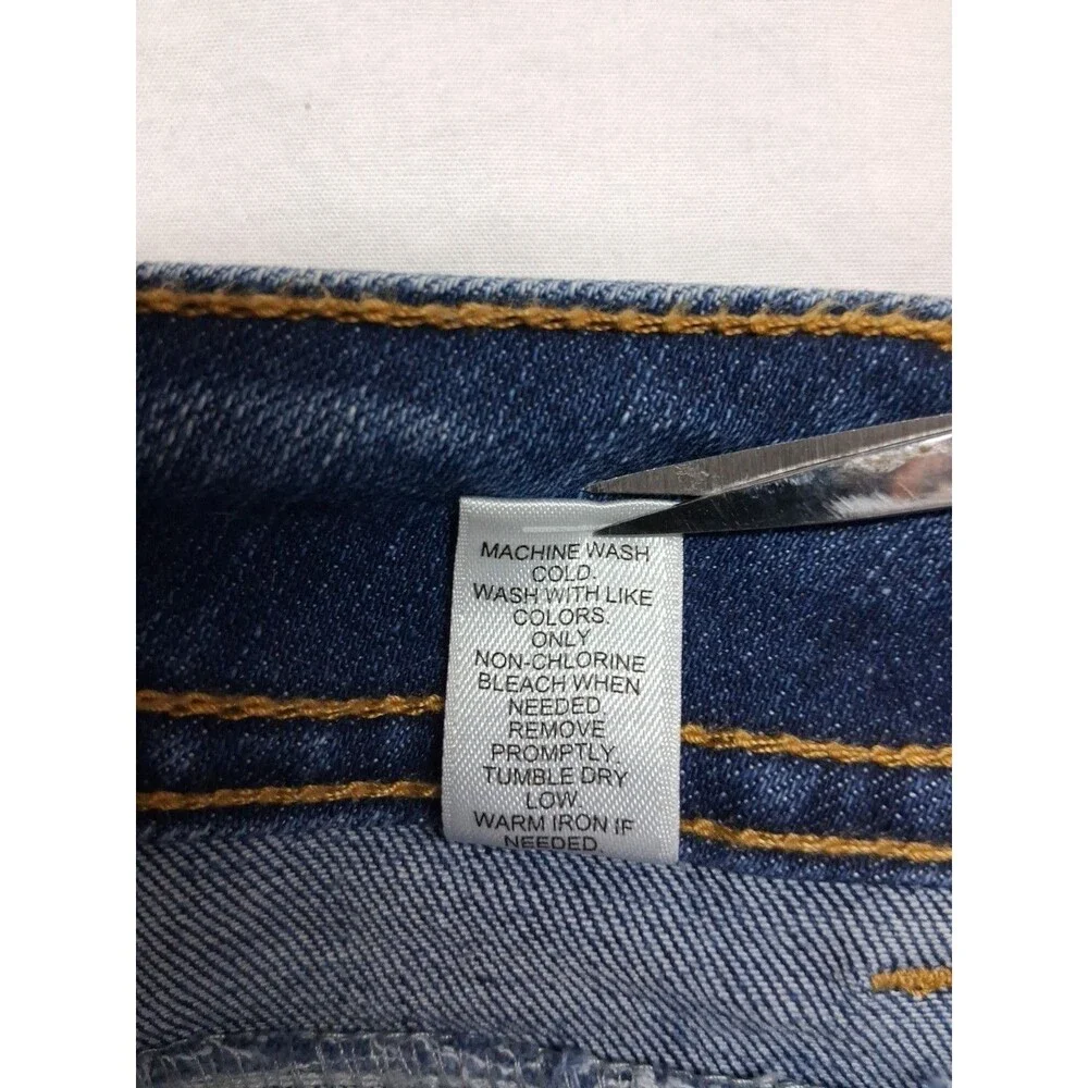 Cato's Womens 10 Cropped Capri Blue Jeans Ruffle Casual Work festival boho - Picture 8 of 8